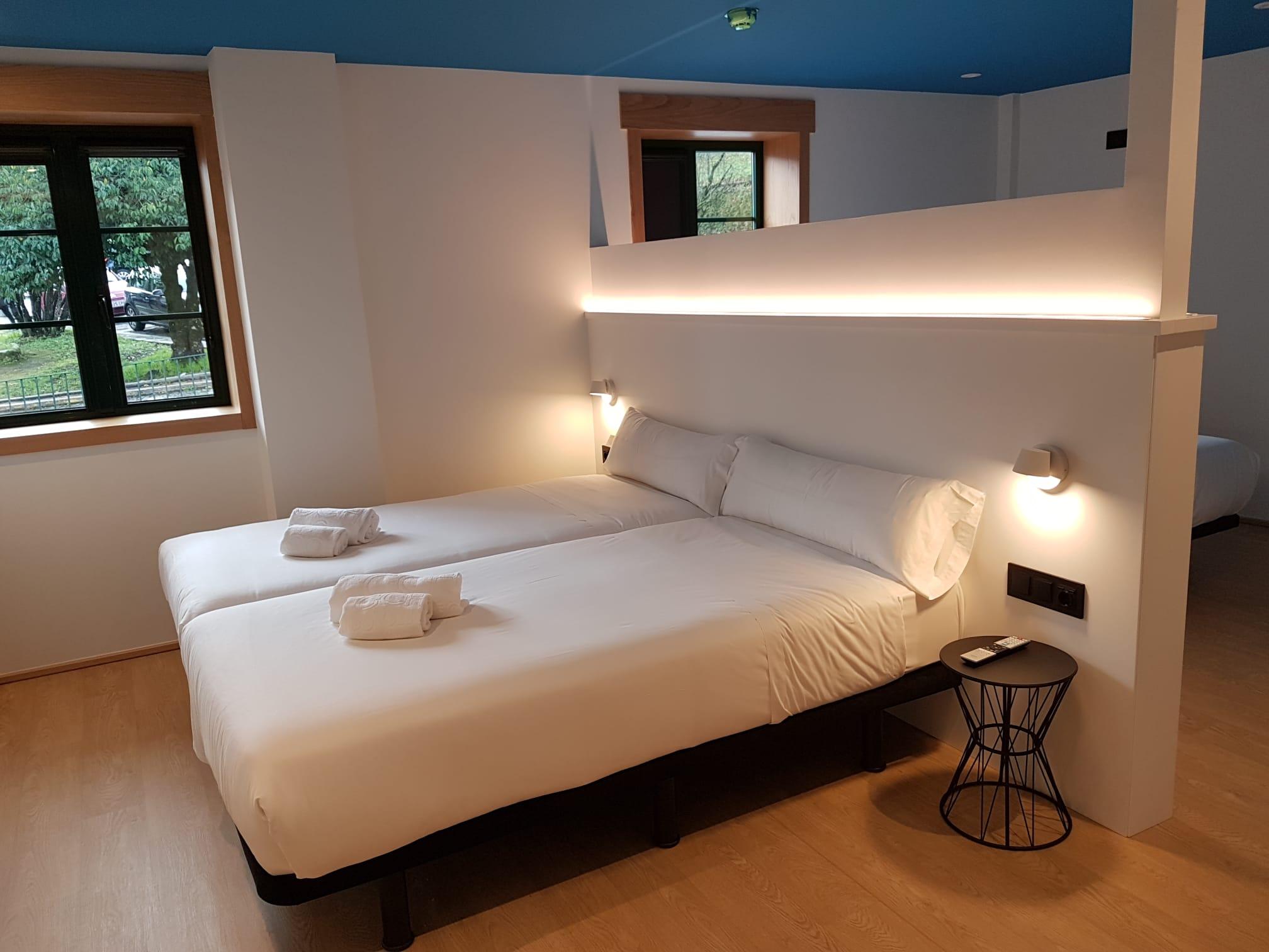 Alameda Rooms Santiago 圣地亚哥－德孔波斯特拉 外观 照片